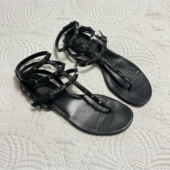 VALENTINO Rockstud Caged Gladiator Sandal Black Calfskin Leather Platinum 40 - Picture 1 of 10